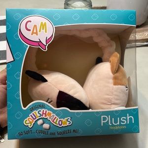 NWT Cam squishmallow headphones